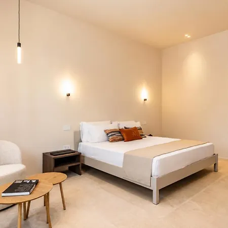 Habitat - Double A Collection Guest house